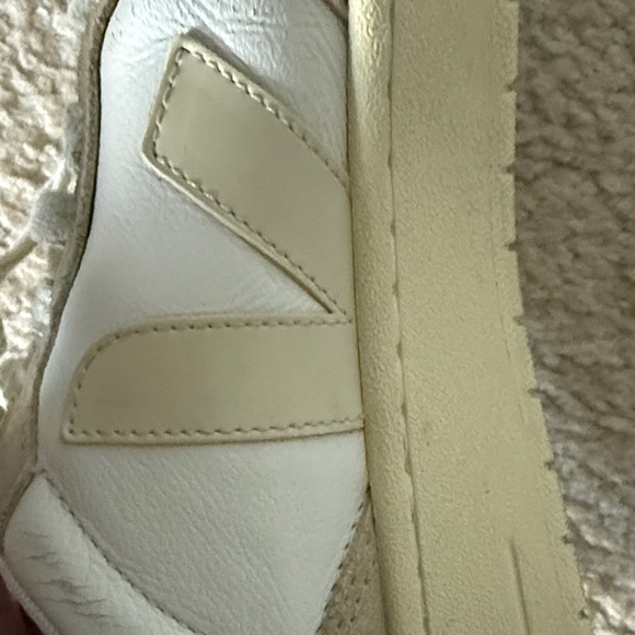 Veja Cream and Tan Casual Sneakers - Picture 4 of 7